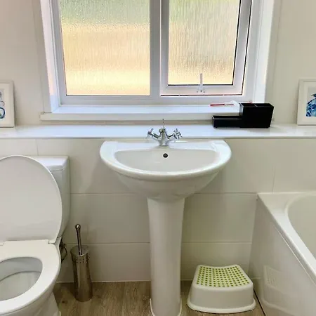 Beautiful Two Bedroom Cottage Morriston Extérieur photo