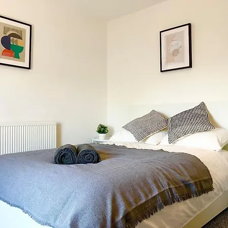 Beautiful Two Bedroom Cottage Morriston Extérieur photo