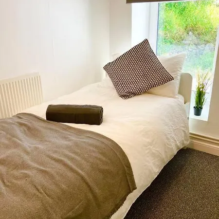 Beautiful Two Bedroom Cottage Morriston Extérieur photo