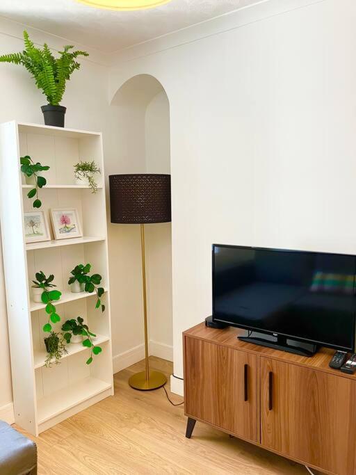 Beautiful Two Bedroom Morriston